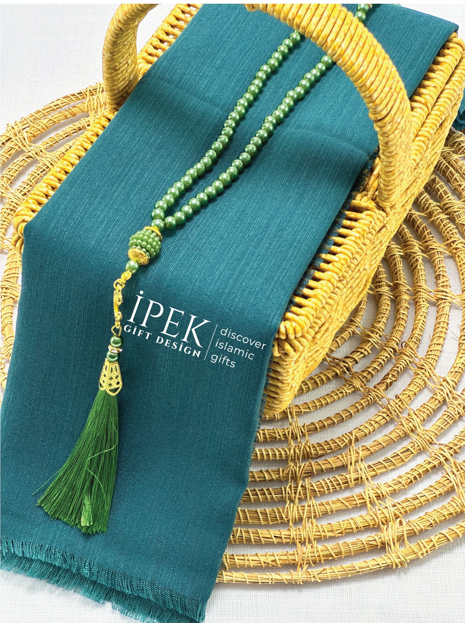 Flamlı Başörtüsü ve İnci Tesbih Seti – Mevlüt, Bohçalık ve Çeyizlik Hediye Kutusu