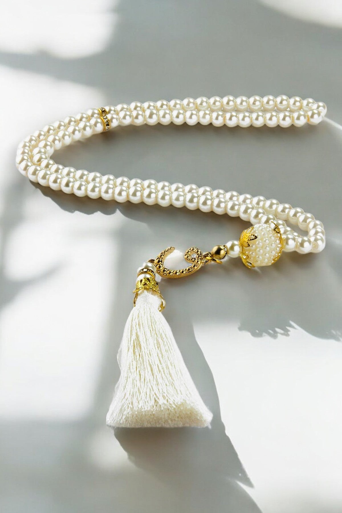 Vavlı Tuğralı 99’lu İnci Tesbih – Özel Tasarım, Şık ve Anlamlı Hediyelik