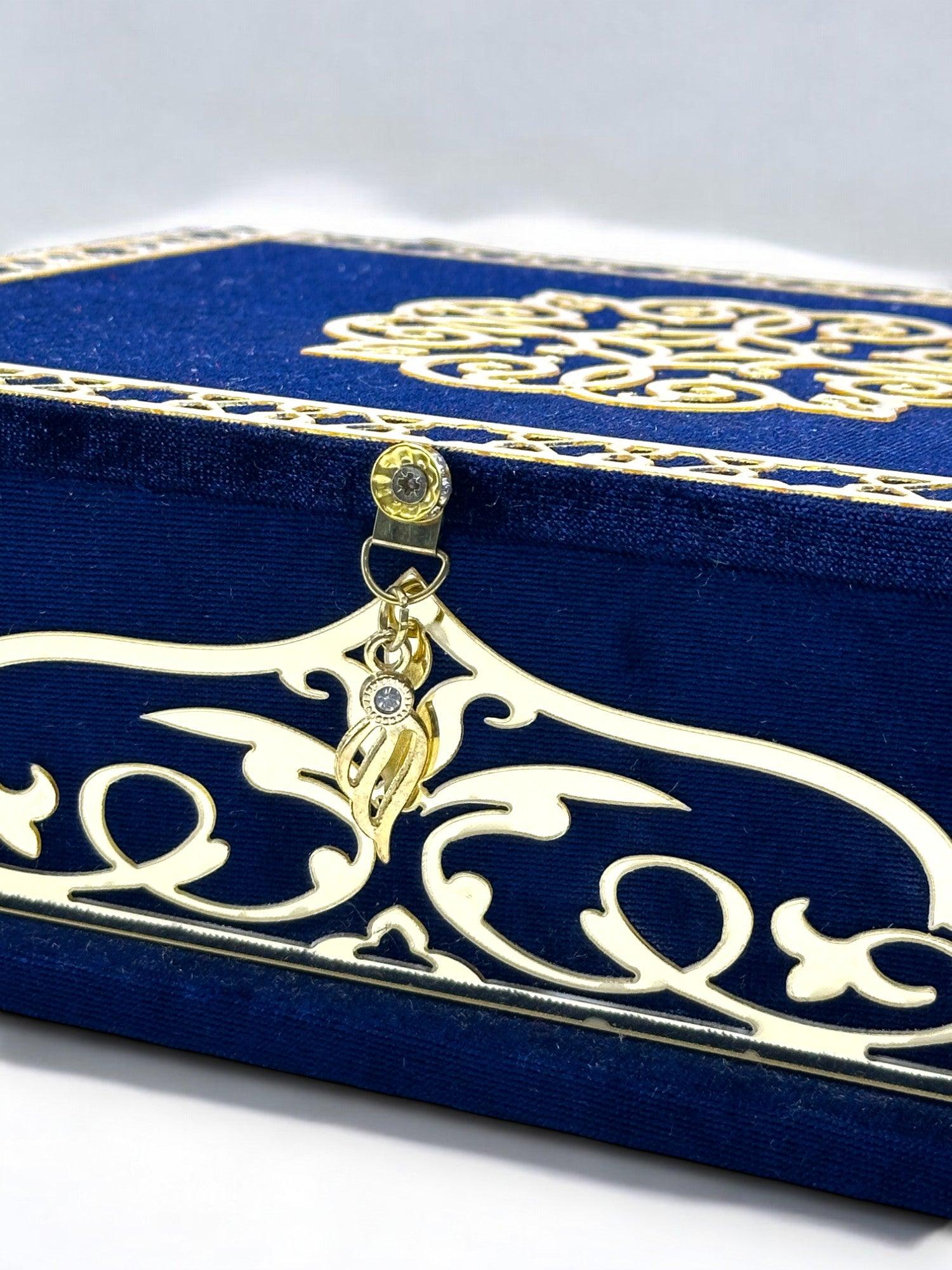 Kadife Kaplı Şık Kuran-ı Kerim Hediye Kutusu | Manevi ve Özel Hediye Seçeneği