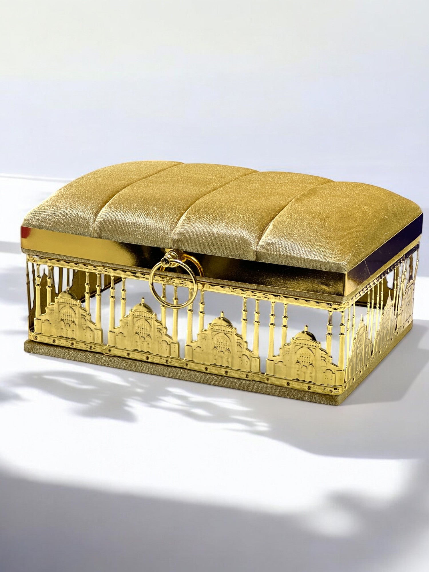 Özel Tasarım Cami Motifli Gold İşlemeli Çeyizlik Sandık