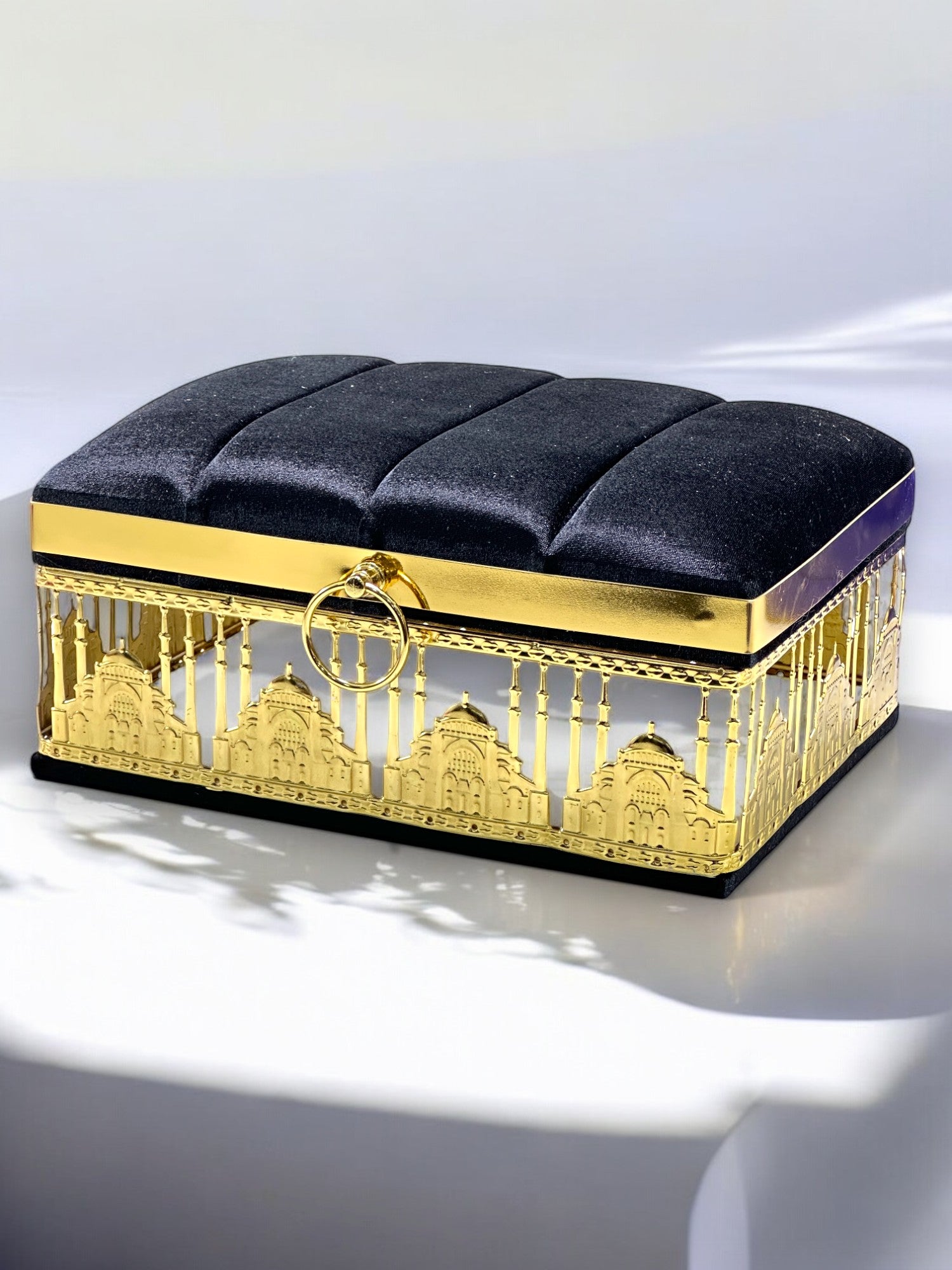 Özel Tasarım Cami Motifli Gold İşlemeli Çeyizlik Sandık