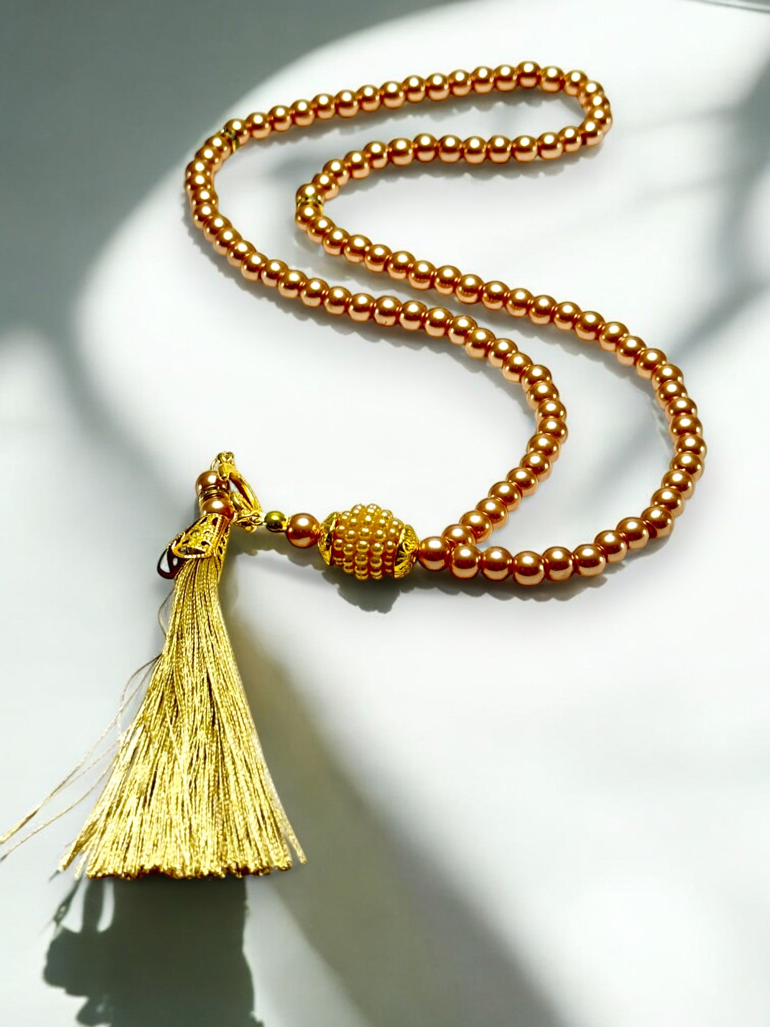 Vavlı Tuğralı 99’lu İnci Tesbih – Özel Tasarım, Şık ve Anlamlı Hediyelik