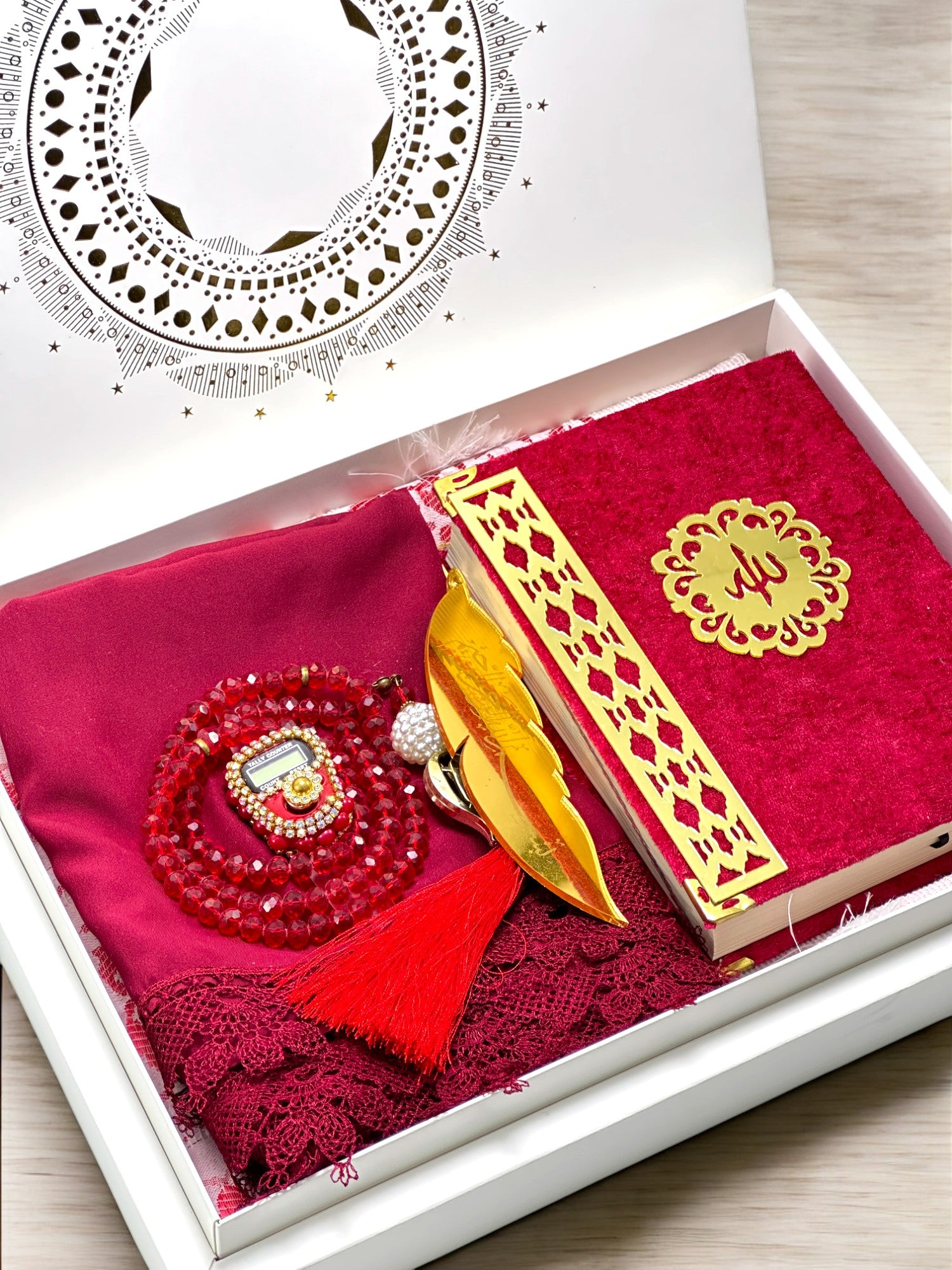 Kur'anı Kerim , Zikirmatik ve Kristal Tesbih ile Seccade, Dantelli Eşarp Seti