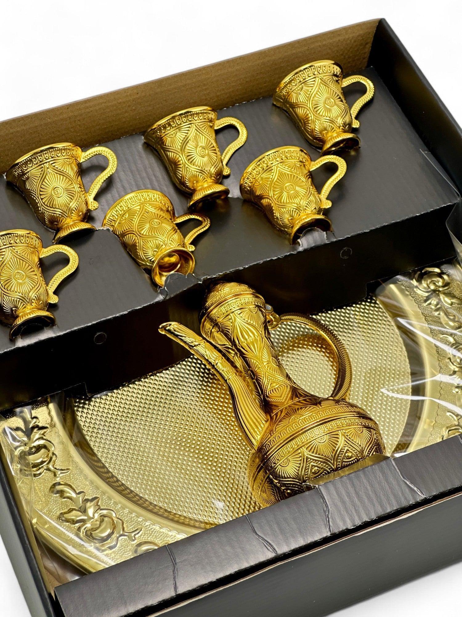 Vintage Tarzı İçecek Seti – Çay, Kahve, Zemzem Su Sürahisi ve Altın Detaylı Zemzem Takımı