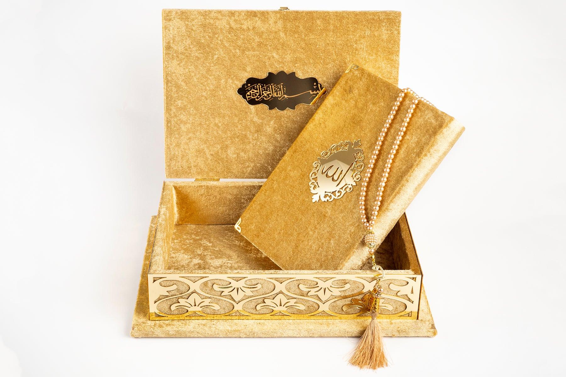 Kadife Kaplı Özel Kutulu Kur’an-ı Kerim – Zarif ve Anlamlı Hediye Seçeneği