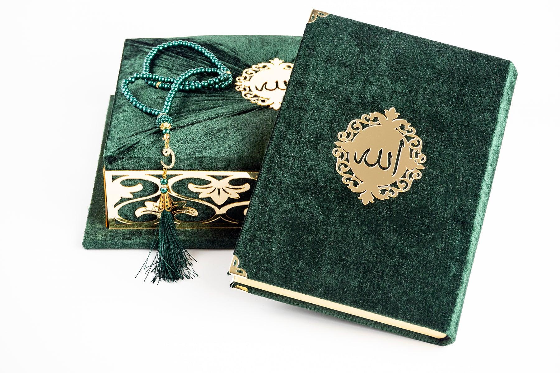Kadife Kaplı Özel Kutulu Kur’an-ı Kerim – Zarif ve Anlamlı Hediye Seçeneği