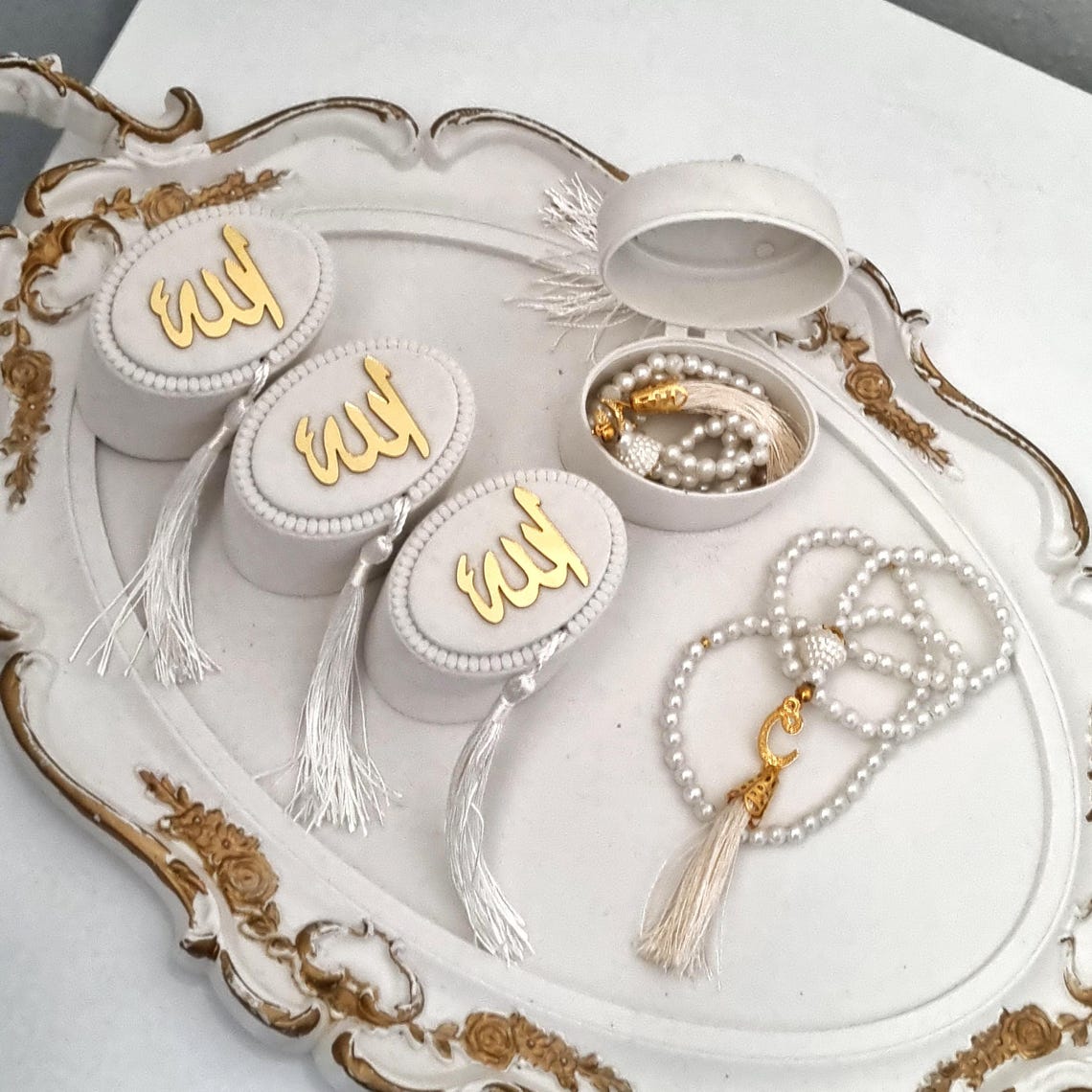 Kadife Kutu İçinde İnci Tesbih – Mevlüt ve Özel Gün Hediyeliği