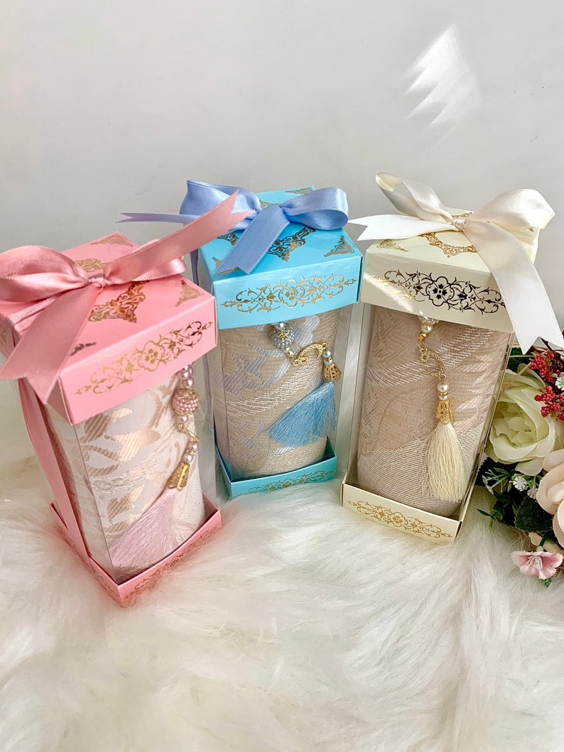 Ramazan'a Özel İslami Hediye Seti - Seccade ve Tesbih Seti