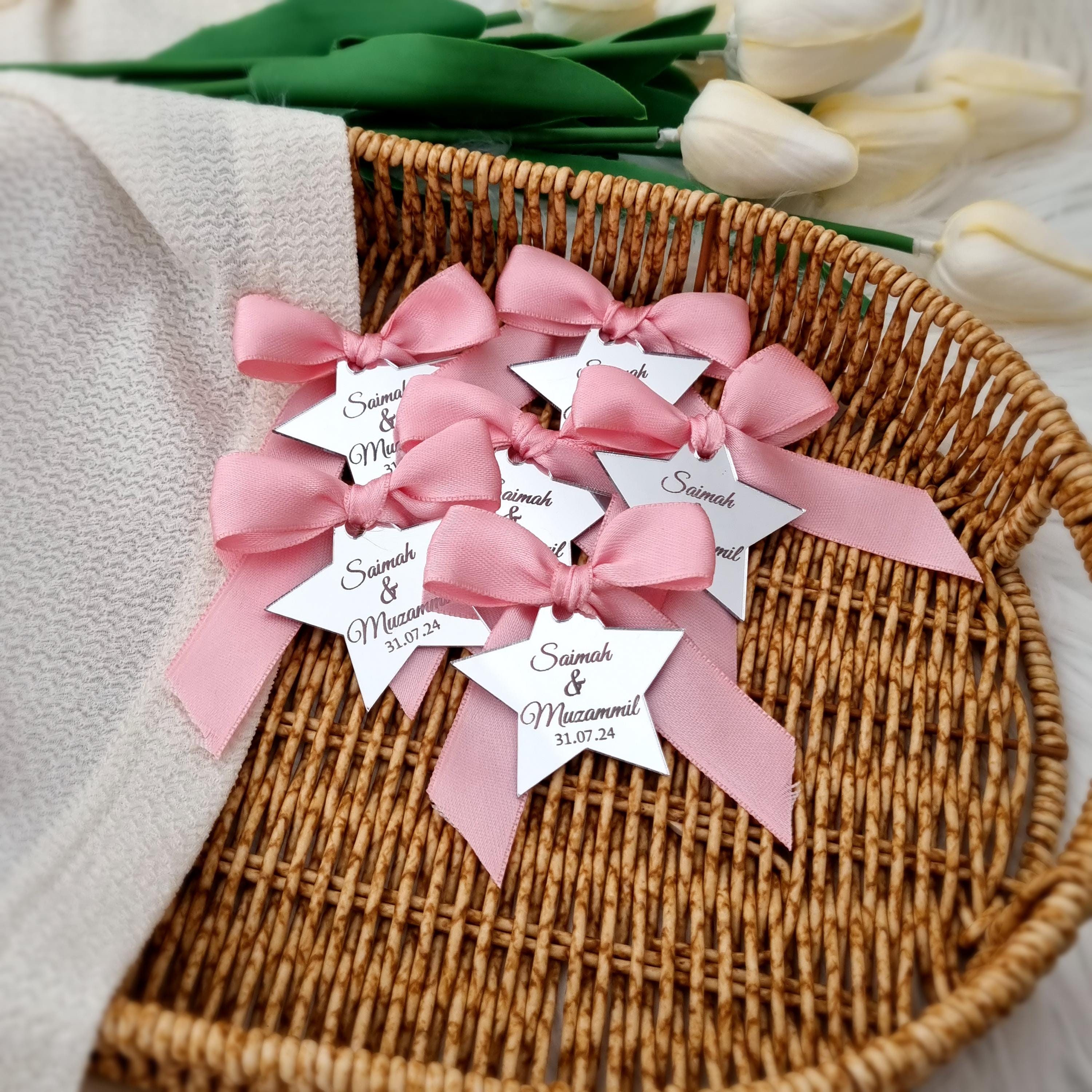 Yıldız Pleksi Hediyelik – Kişiye Özel Etiketli Kutlama Süsü