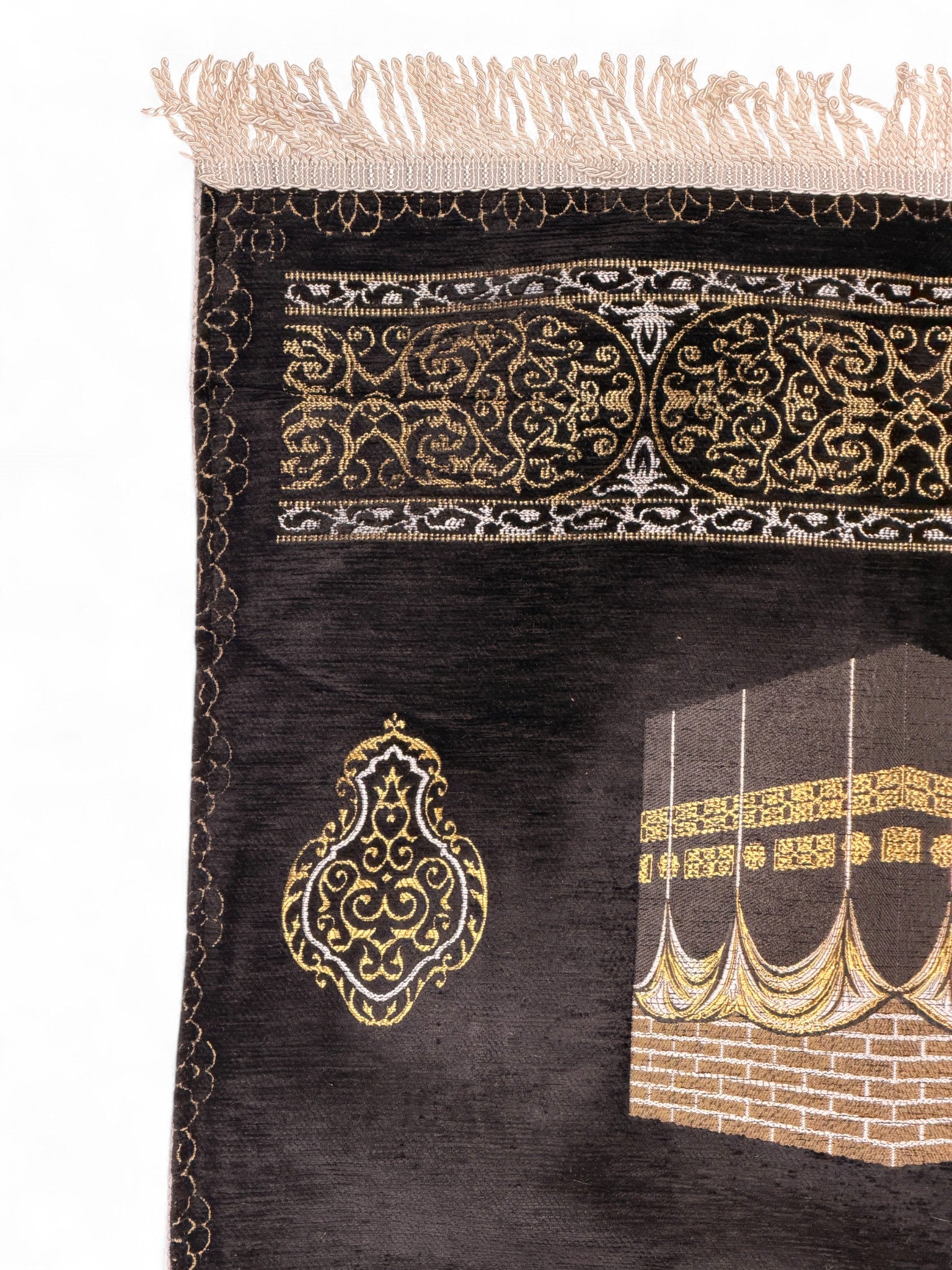 Kâbe Desenli Şönil Seccade – Lüks Dokulu, Altın İşlemeli, Hediyelik ve Çeyizlik Tasarım